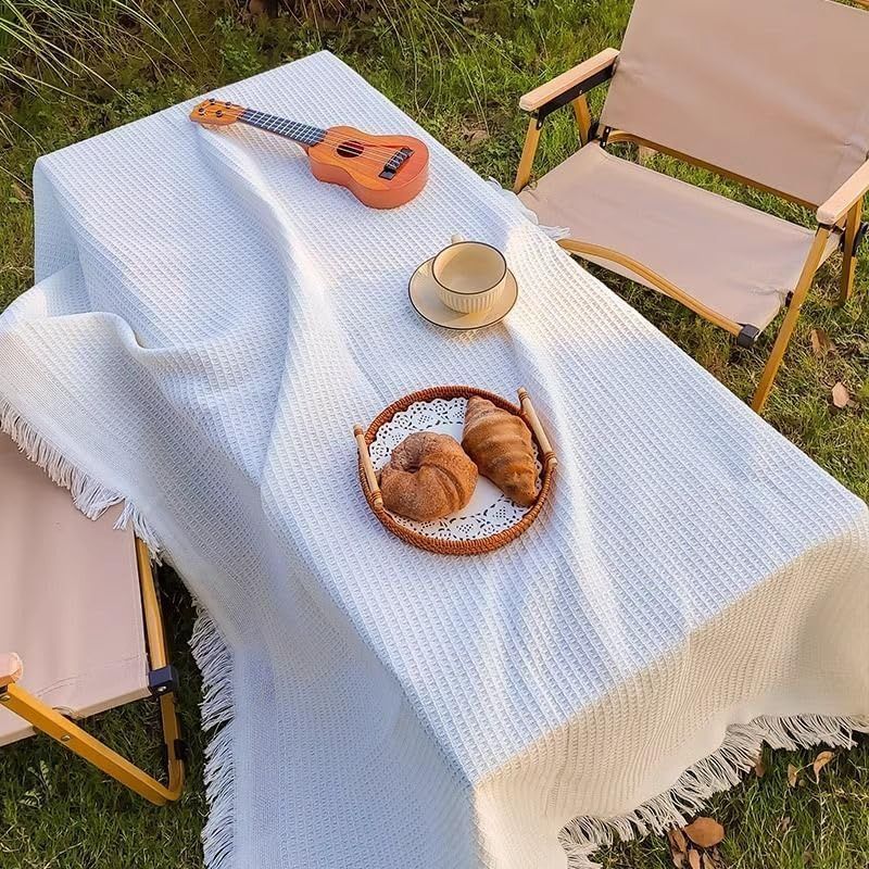 Outdoor Multifunctional Picnic mat, Picnic Blanket, Suitable for Camping, Picnic, Party, Hiking and Outdoor Activities（White | 35.5” × 70.8”）